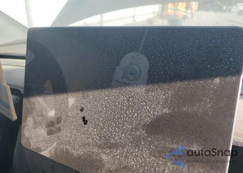 2020 Tesla Model Y из США, поврежденный, VIN 5YJYGDEF8LF005939